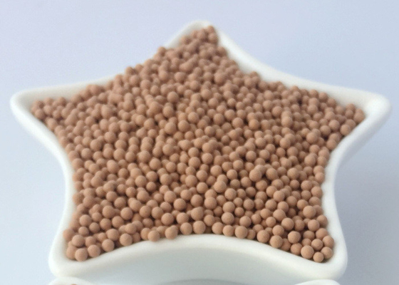 Les perles de tamis moléculaire de réfrigérateur avec la force ≥60N et d'écrasement valeur du pH 3 - 4