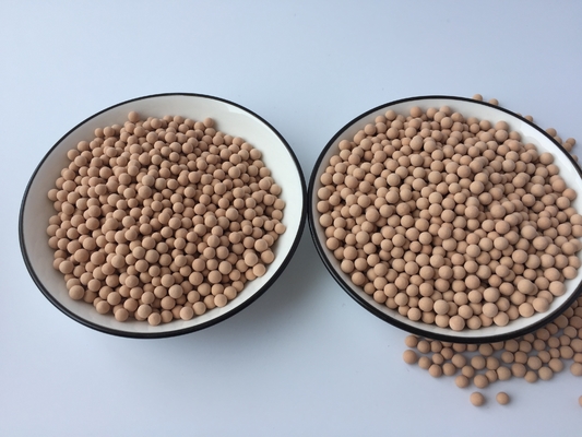70955-01-0 Tamis moléculaire 4A pour une adsorption efficace de l'humidité 85N Résistance à la compression